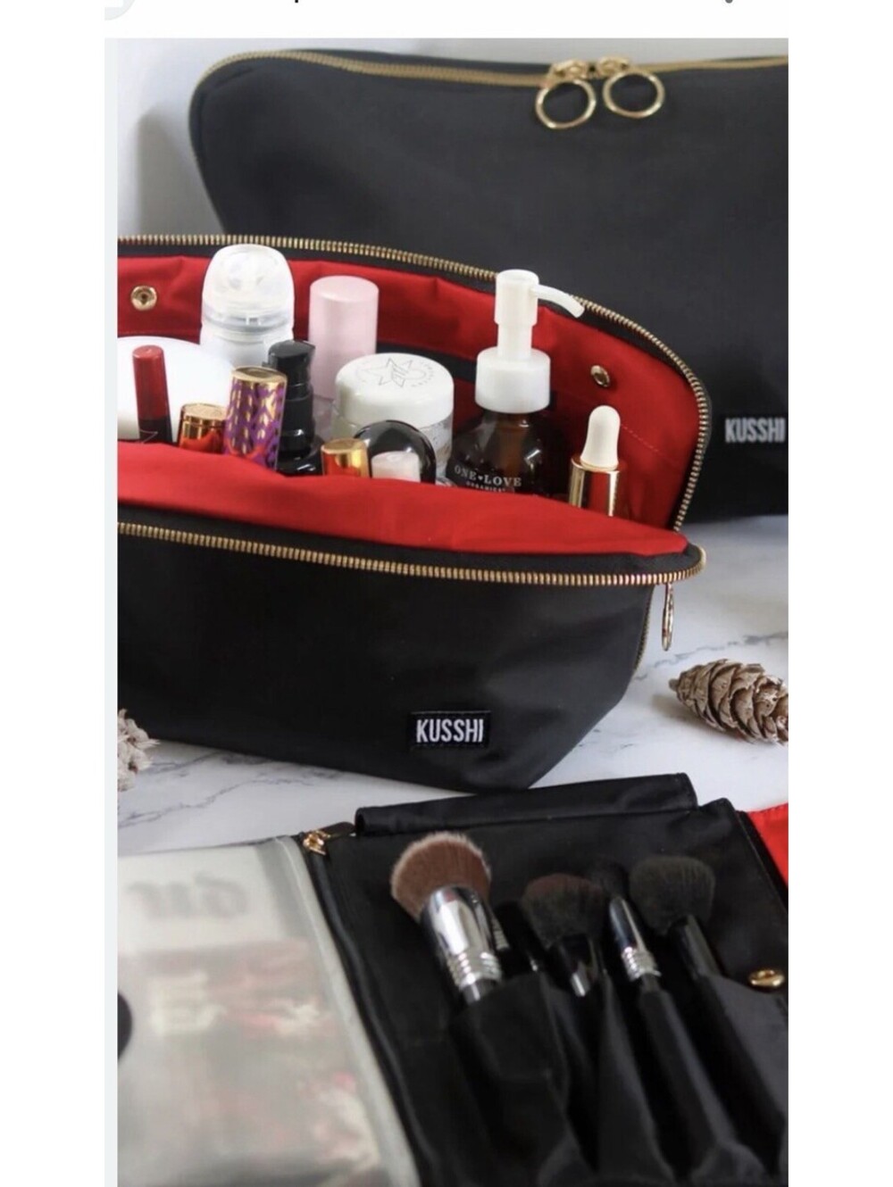 KUSSHI Signature Makeup Bag/Snap In Brush Organizer/Black & Red Amazing